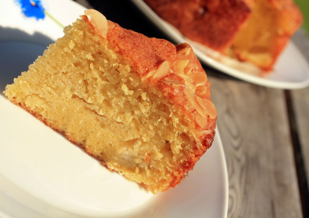 Apple cake recipe; dessert recipe