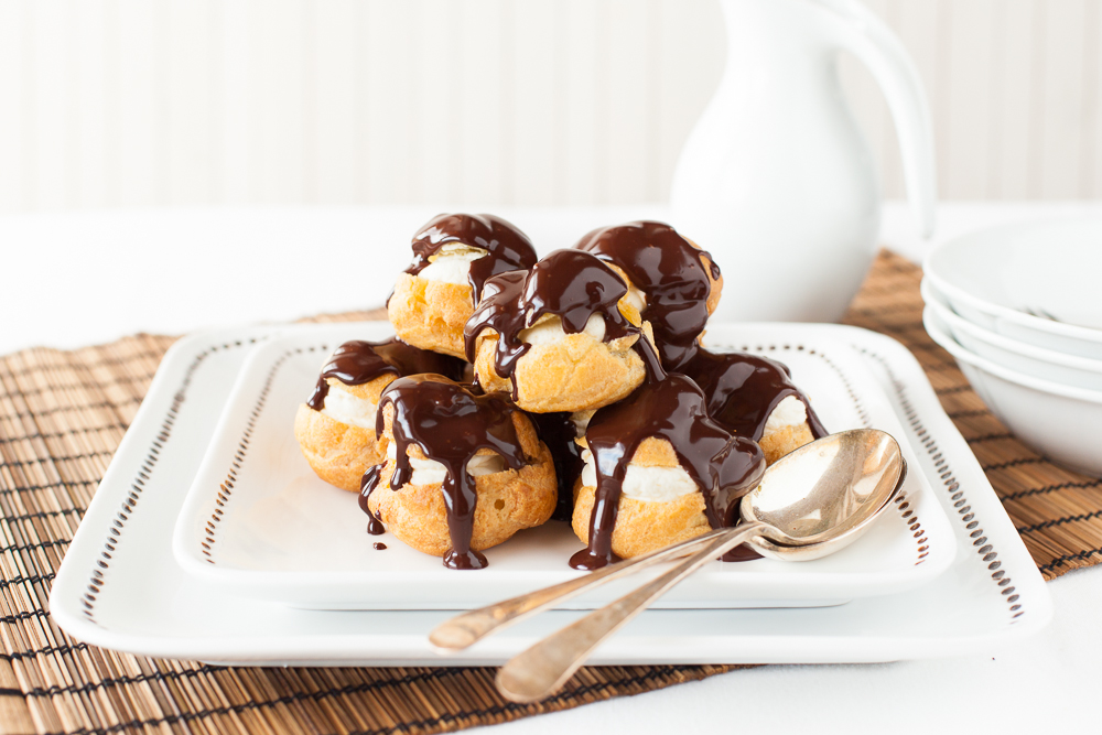 Profiteroles; pastry