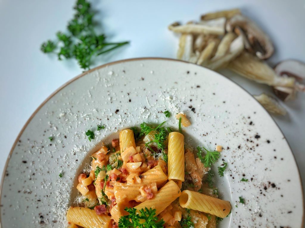 PASTA ALLA BOSCAIOLA