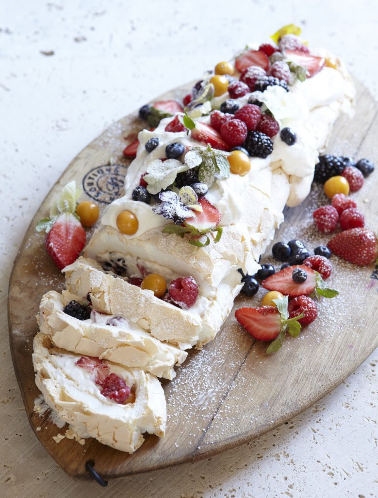 meringue_roulade_rozanne_stevens